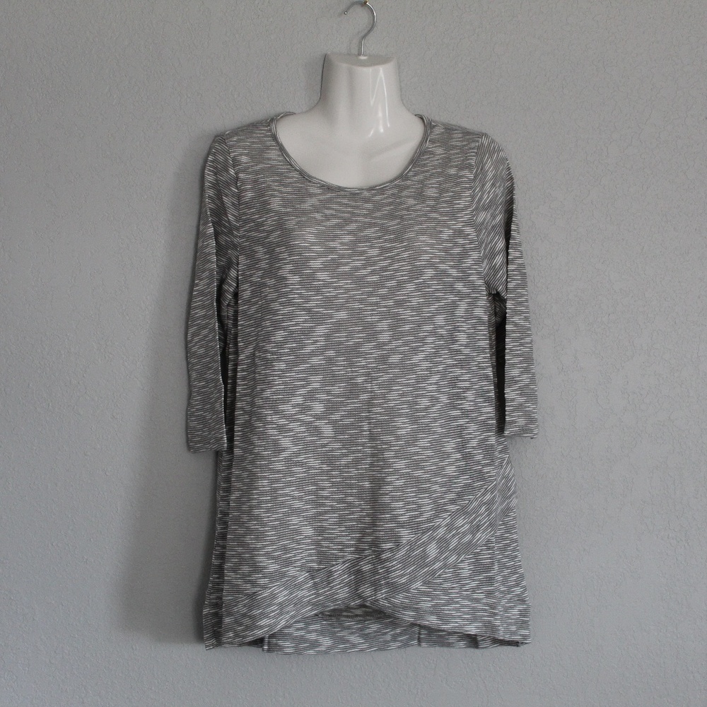 Beautiful grey long sleeve top - Picture 2 of 5